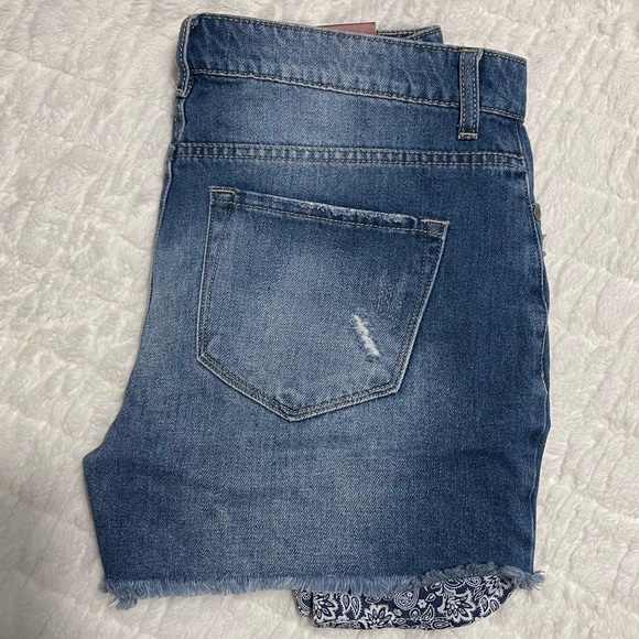 Nature Denim - Picture 2 of 2